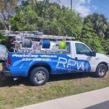 Cape-Coral-Driveway-Washing-Transform-Your-Driveway-with-Expert-Pressure-Washing 0